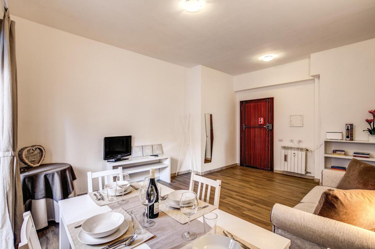 Aura Paradise Apartment Rome Luaran gambar